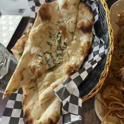 Darbar Restaurant - Garlic naan