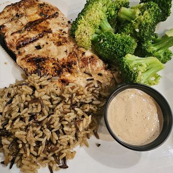 Baumhower's Victory Grille - Grilled Chicken with Alabama White Sauce. Rice and Broccoli - Sports Bars Near Me - Auburn, Alabama Baumhower's Victory Grille - Grilled Chicken with Alabama White Sauce. Rice and Broccoli - Sports Bars Near Me - Auburn, Alabama