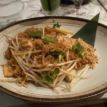 Am Thai Bistro - Pad Thai Noodles w/ chicken - Thai Near Me - Brooklyn, New York