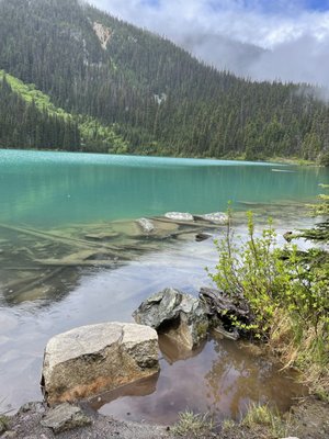 Joffre Lakes Park by null