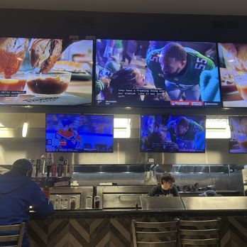 MOMBO’S PIZZA - Updated October 2025 - 166 Photos & 500 Reviews - 1880 ...