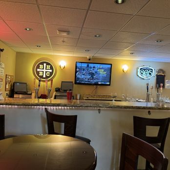 The Oaks Hotel & Suites - The front desk - Hotels Near Me - Paso Robles, California