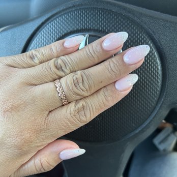 Star Nails And Spa - Dip ombré French with white glitter - Nail Salons Near Me - Las Vegas, Nevada