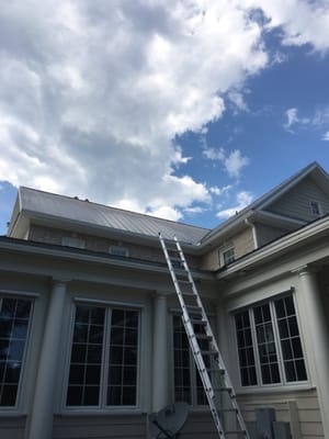 Gonzales Gutters Logo