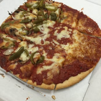 Pete's Pizza - Half cheese half green pepper and onion from Peres, YUMM.. :) - Pizza Near Me - Chicago, Illinois