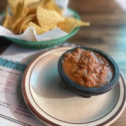 Chips & Salsas (Choose one)