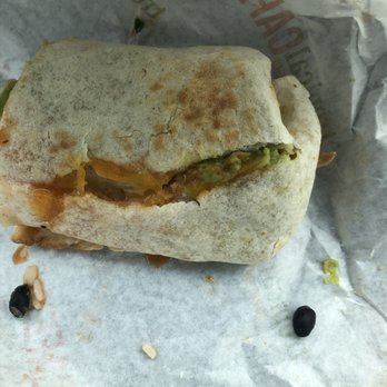 Tropical Smoothie Cafe - Wrap split right down the middle. Other half was so loosely rolled I had to eat with a fork and knife. - Juice Bars & Smoothies Near Me - Walker, Michigan