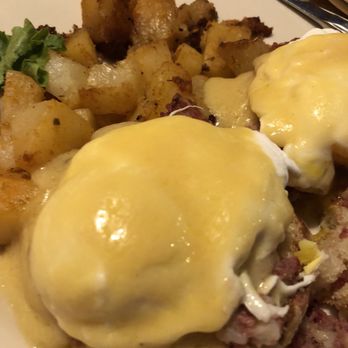 Rosie's Restaurant - Breakfast & Brunch Near Me - Middlebury, Vermont