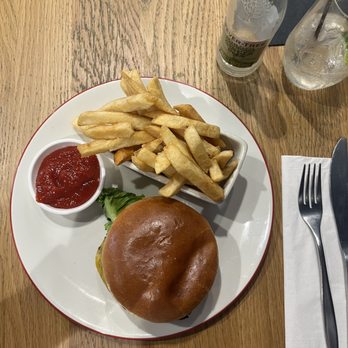 Vino Volo - Vino Volo Burger & Fries - Wine Bars Near Me - Atlanta, Georgia Vino Volo - Vino Volo Burger & Fries - Wine Bars Near Me - Atlanta, Georgia