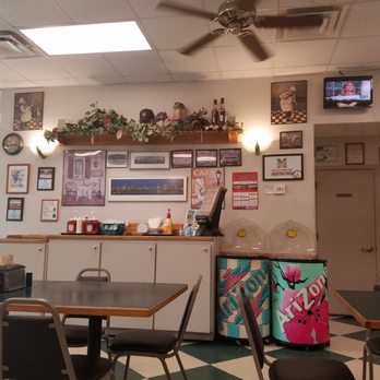 Chow Down Alley - Inside - Sandwiches Near Me - Jacksonville, Florida Chow Down Alley - Inside - Sandwiches Near Me - Jacksonville, Florida