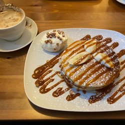 Wild Pancakes - Banana toffee pancakes with cream