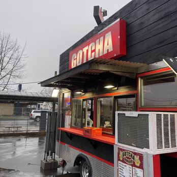 Gotcha Burger - a black and red food truck - Food Trucks Near Me - Eugene, Oregon