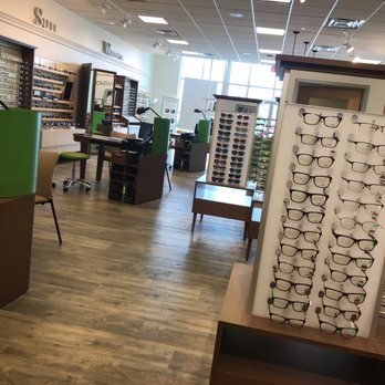 Pearle Vision - Optometrists Near Me - Oakbrook Terrace, Illinois