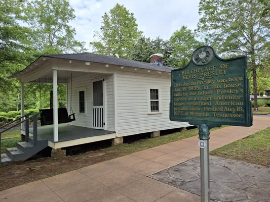 Elvis Presley Birthplace by null