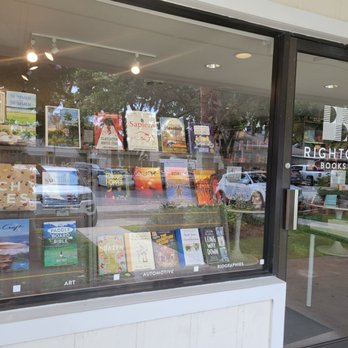 Righton Books - Storefront - Bookstores Near Me - St. Simons Island, Georgia
