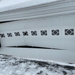 Didi Garage Door