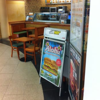 Subway - Fast Food Near Me - Berlin, BE