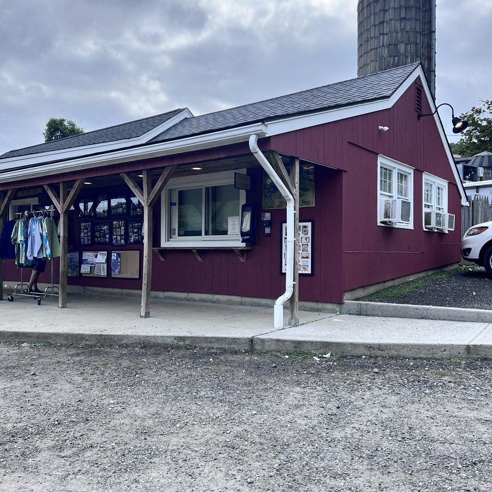 Ferris Acres Creamery - Front - Ice Cream & Frozen Yogurt Near Me - Newtown, Connecticut