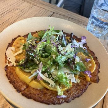 Malibu Farm - Cauliflower crust pizza - Breakfast & Brunch Near Me - San Diego, California