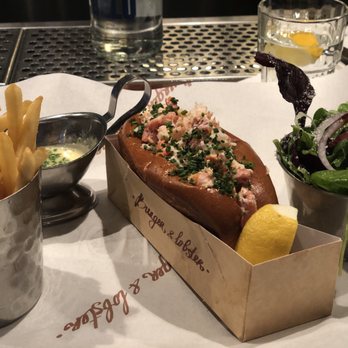 Burger & Lobster - Lobster roll, fries and salad - Burgers Near Me - London, XGL Burger & Lobster - Lobster roll, fries and salad - Burgers Near Me - London, XGL