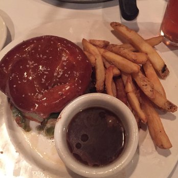 deSha's - Cincinnati - American Near Me - Cincinnati, Ohio deSha's - Cincinnati - American Near Me - Cincinnati, Ohio