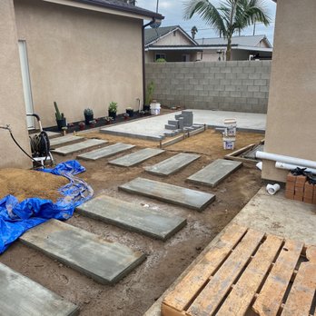 Evergreen Gardens Landscape - Steps and first round of paver patio - Lawn Services Near Me Evergreen Gardens Landscape - Steps and first round of paver patio - Lawn Services Near Me