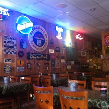 Jake's Roadhouse - Inside the restaurant - Barbeque Near Me - Monrovia, California