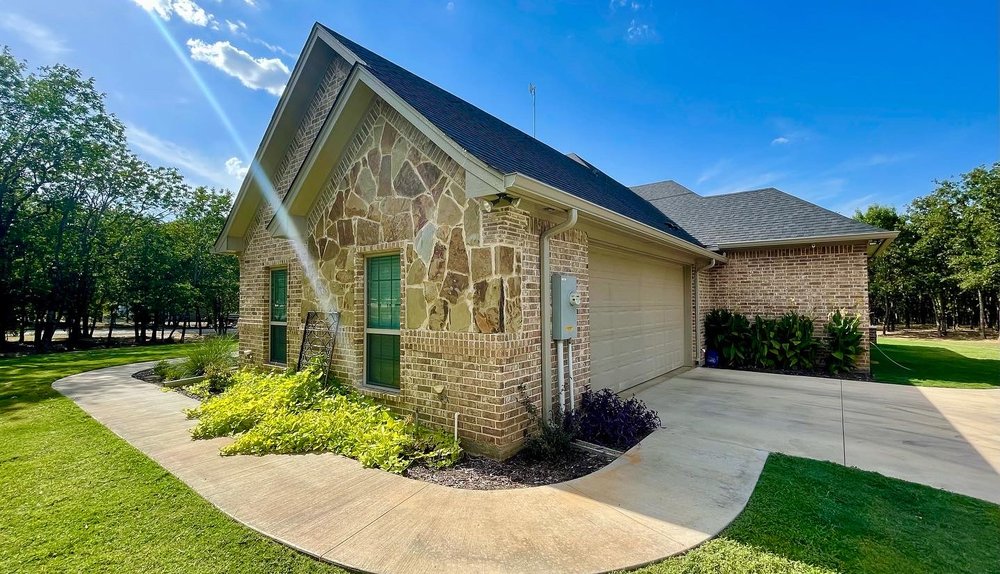 Slide of Guardian Gutter