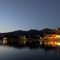 Mercado Del Lago