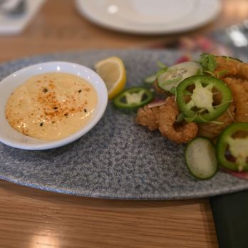 Earls Kitchen + Bar - Yuzu cakamari - Canadian (New) Near Me - Mississauga, Ontario Earls Kitchen + Bar - Yuzu cakamari - Canadian (New) Near Me - Mississauga, Ontario