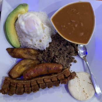 El Mayoral Restaurant & Grill - Colombian Near Me - Miami, Florida El Mayoral Restaurant & Grill - Colombian Near Me - Miami, Florida