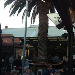 Peacock Inn Bar and Cafe - Beer Garden