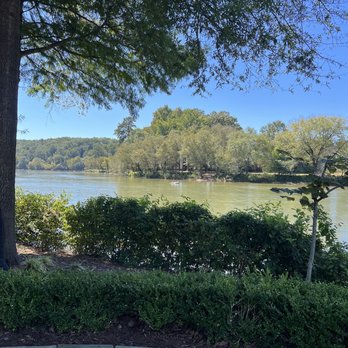 Ray's On the River - View outside restaurant - Seafood Near Me - Sandy Springs, Georgia Ray's On the River - View outside restaurant - Seafood Near Me - Sandy Springs, Georgia