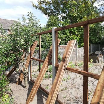 Golden Triangle Builders - Fencing - Fences & Gates Near Me - Norwich, NFK Golden Triangle Builders - Fencing - Fences & Gates Near Me - Norwich, NFK