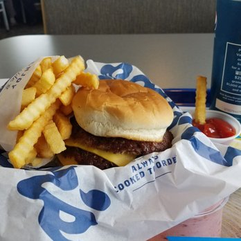 Culver's - Love is key ingredient - Burgers Near Me - Romeoville, Illinois Culver's - Love is key ingredient - Burgers Near Me - Romeoville, Illinois
