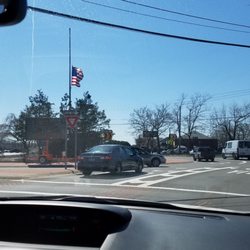 City of Riverhead - Approaching the Riverhead Traffic Circle from westbound Old Country Road.