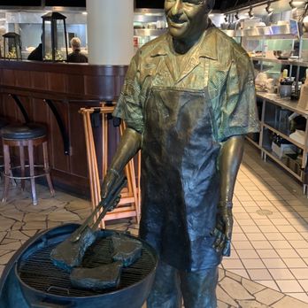 Weber Grill Restaurant - Barbeque Near Me - Lombard, Illinois