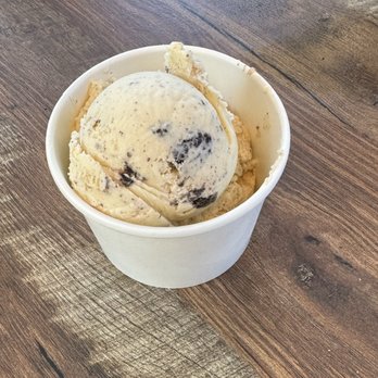 Atomic Cow - Oreo ice cream - Ice Cream & Frozen Yogurt Near Me - Idyllwild, California Atomic Cow - Oreo ice cream - Ice Cream & Frozen Yogurt Near Me - Idyllwild, California