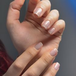 JMH Studio Nails - Gel manicure with chrome nail art