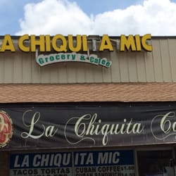 La Chiquita Mic - Signage