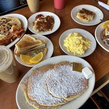 Sound Bites Cafe - Cornbread Cakes - Breakfast & Brunch Near Me - Somerville, Massachusetts