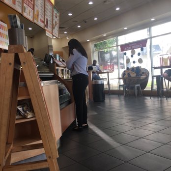 Jamba - This location is very Busy - Juice Bars & Smoothies Near Me - Honolulu, Hawaii