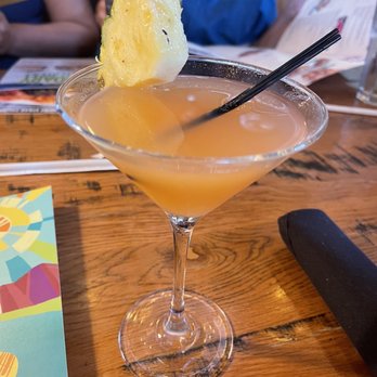Bahama Breeze - Pineapple-Coconut Martini - Bars Near Me - Kissimmee, Florida Bahama Breeze - Pineapple-Coconut Martini - Bars Near Me - Kissimmee, Florida