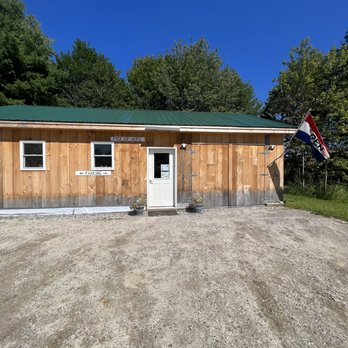 Old Crow Ranch - Old Crow Ranch Farm Store - Meat Shops Near Me - Durham, Maine