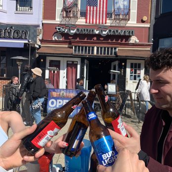 The Town Tavern - CHEERS - Bars Near Me - Washington, DC, District of Columbia