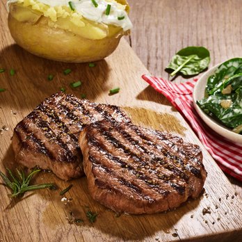 BLOCK HOUSE - LUNCH TIME! Huftsteak mit Baked Potato und hausgemachter Sour Cream. - Steakhouses Near Me - Rostock, MV BLOCK HOUSE - LUNCH TIME! Huftsteak mit Baked Potato und hausgemachter Sour Cream. - Steakhouses Near Me - Rostock, MV