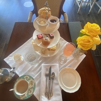 Neverland Tea Salon - Springtime high tea april 2024 - Coffee & Tea Near Me - Vancouver, British Columbia