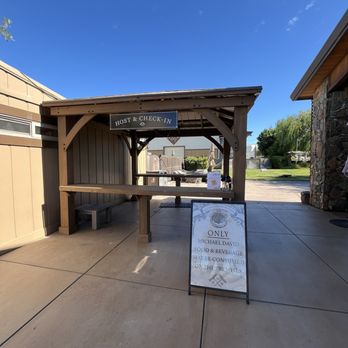 Michael David Winery - Michael David Winery (Lodi, CA) - Wine Tasting Room Near Me - Lodi, California Michael David Winery - Michael David Winery (Lodi, CA) - Wine Tasting Room Near Me - Lodi, California
