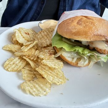 Cafe Réveille - Grilled Chicken Sandwich - Coffee & Tea Near Me - Berkeley, California