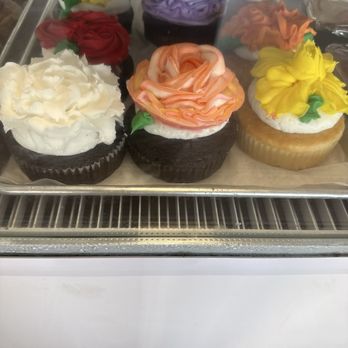 Koffee Kup Bakery - Cupcakes - Bakeries Near Me - Chicopee, Massachusetts